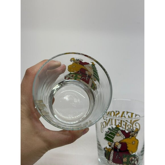 VTG Anchor Hocking "Seasons Greetings" Set of 2 Glasses Santa Claus Christmas - Picture 6 of 7